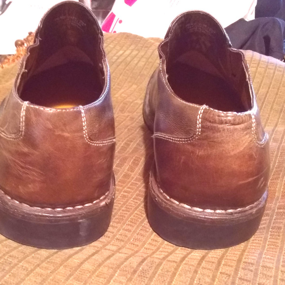 Cole Haan - Nike Air - Brown Shoes - Picture 2 of 7